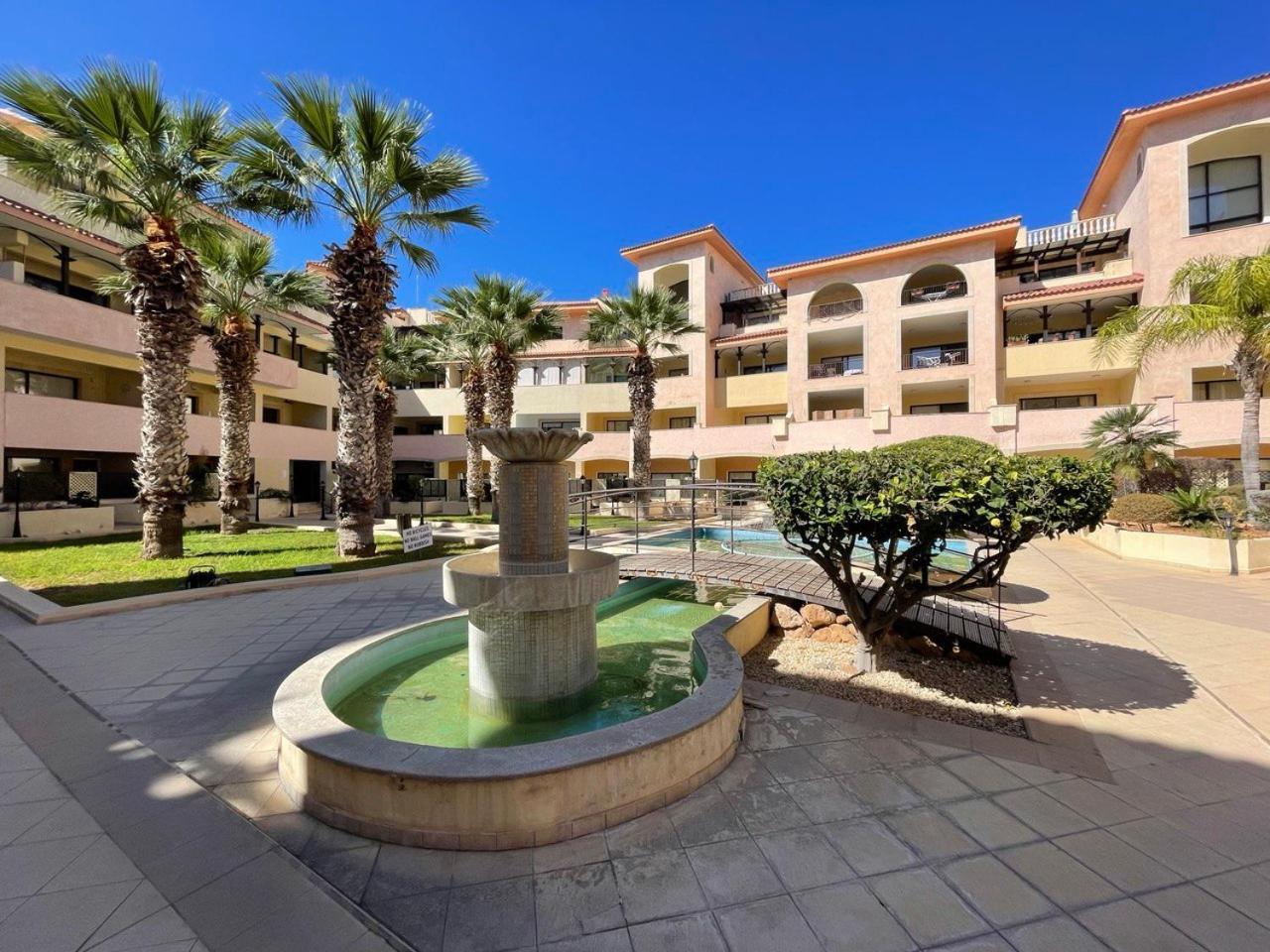 Queens Gardens Paphos Exterior foto